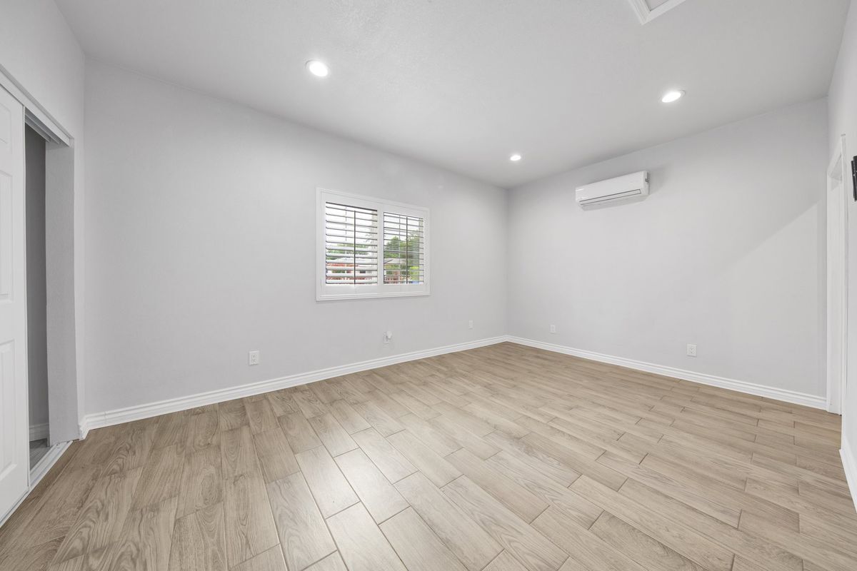 Building Photo - 8459 O'Melveny Ave