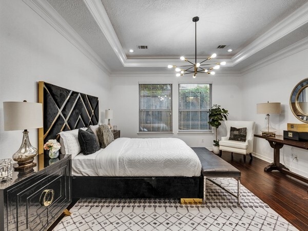 Building Photo - 2523 Watts St