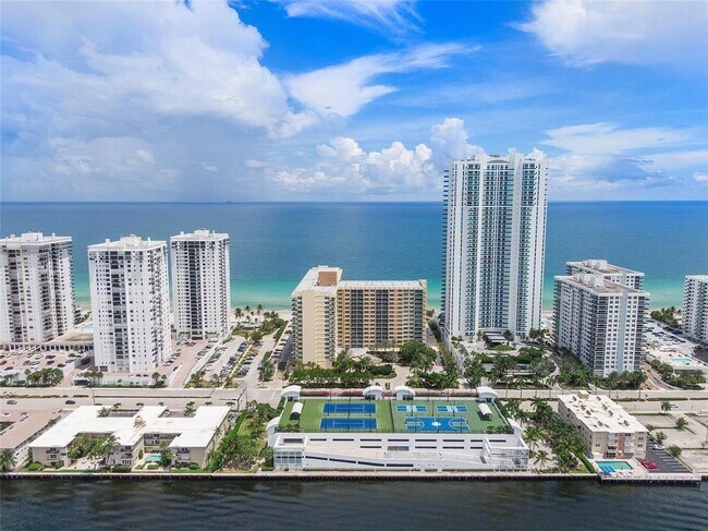 Building Photo - 2501 S Ocean Dr