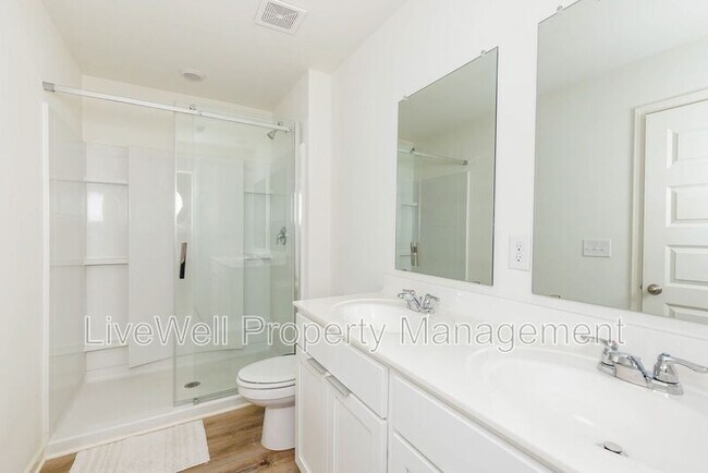 Building Photo - 853 Fish Camp Rd