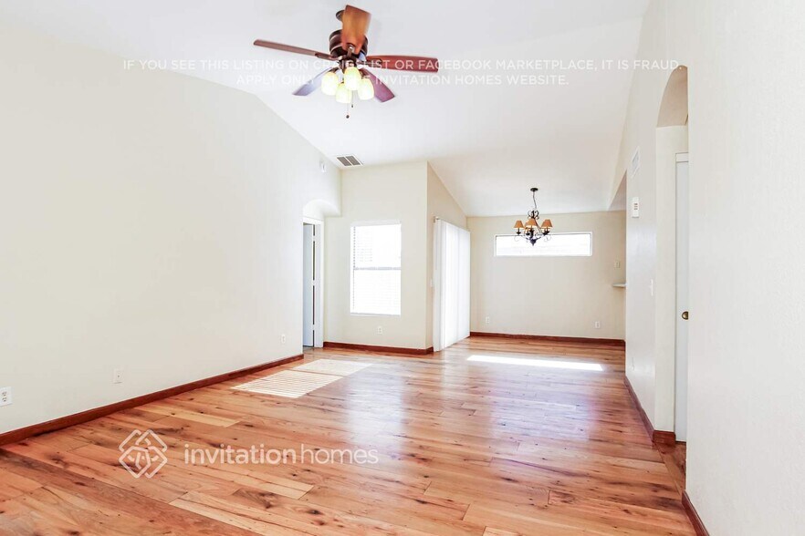 Building Photo - 18285 N 87th Dr