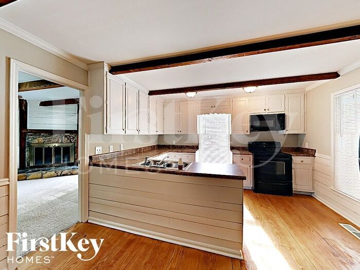 Building Photo - 2765 Rock Creek Dr