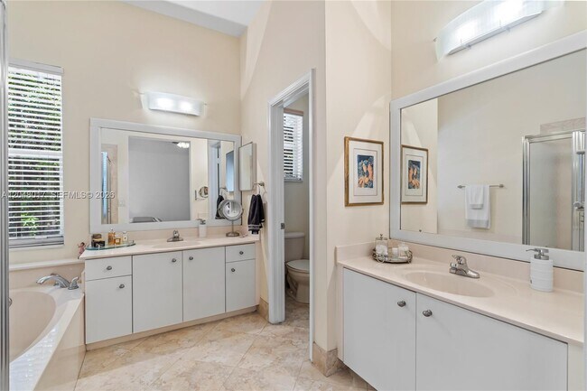 Building Photo - 1097 Allamanda Way