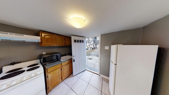 Building Photo - 1414 Ingleside Ave