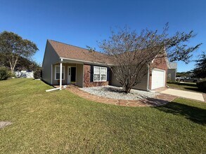 Building Photo - Myrtle Beach - 3 Bedroom / 2 Bathroom Home