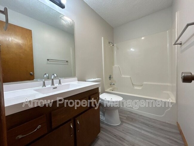 Building Photo - 1232 S Jackson St