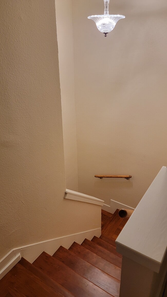 Building Photo - 1301 Santa Ynez Way