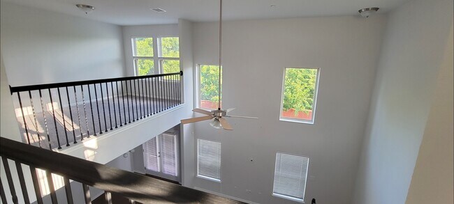 Building Photo - 1511 Bedlington Ln