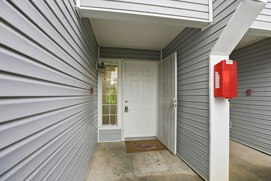 Building Photo - 2525 S 288th St