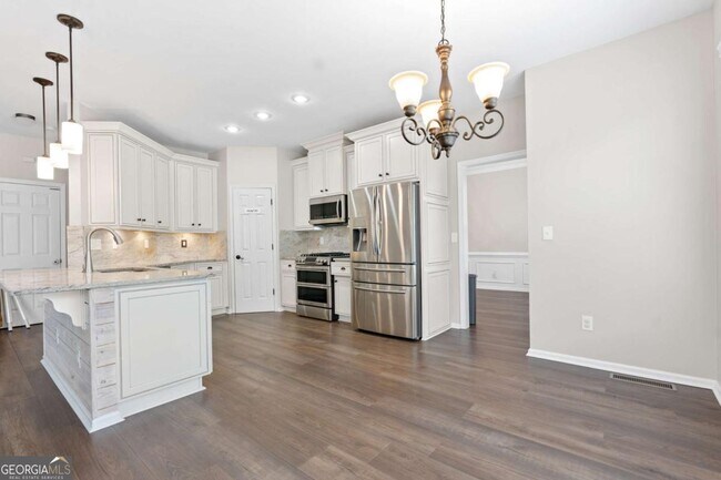 Building Photo - 6462 Millstone Cove Dr