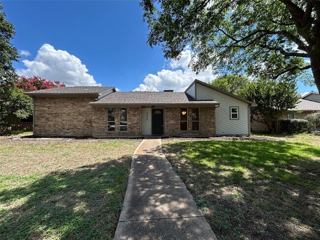 Primary Photo - 608 High Meadow Dr