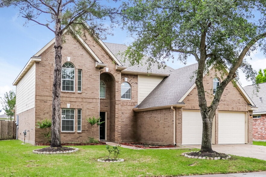 Building Photo - 2427 Ranch Hollow Ct