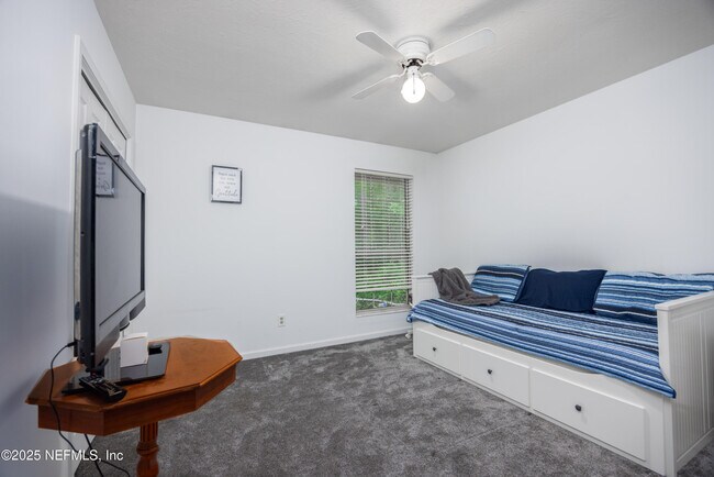 Building Photo - 2388 Halperns Way