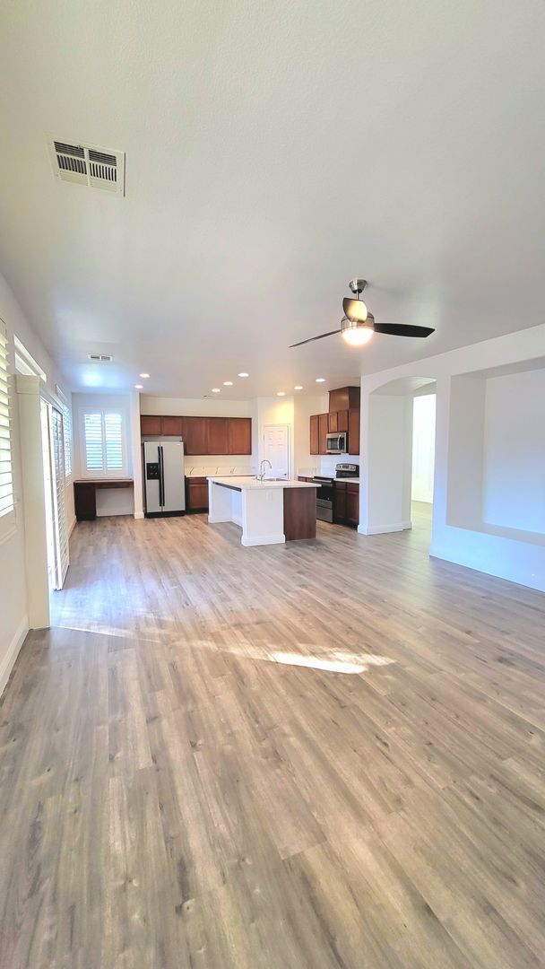 Building Photo - MAYFIELD RANCH ESTATES - N. Mayfield Ranch...