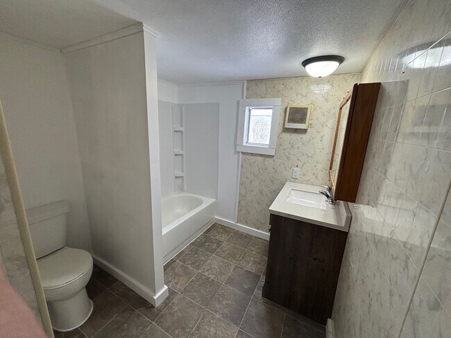 Building Photo - Glendale Mobile Home Park