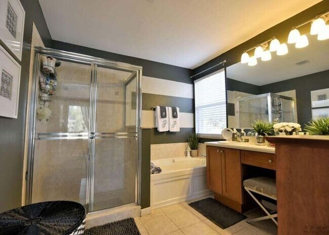 Building Photo - 158 Berenger Walk