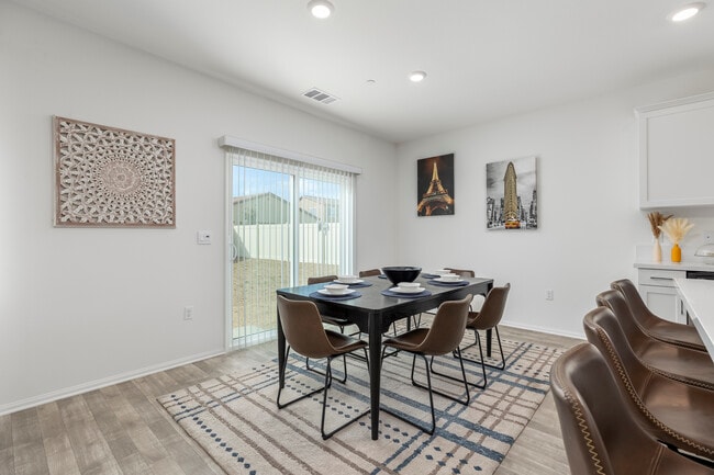 Building Photo - 23307 Desert Lily Ct