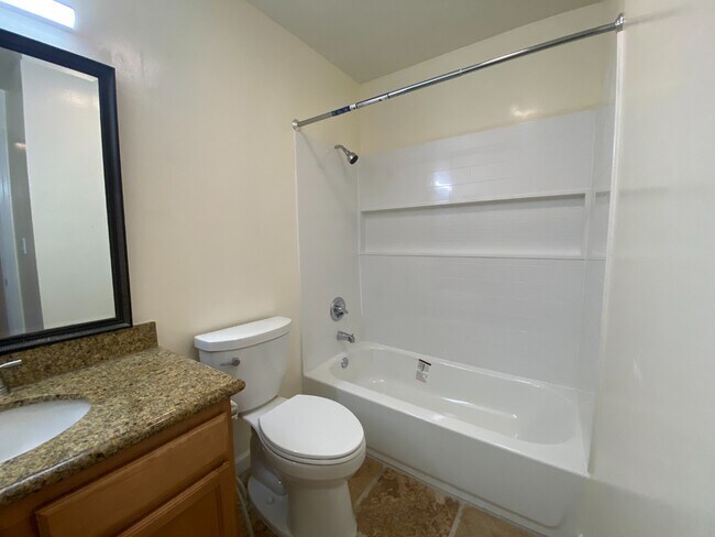 Building Photo - Spacious 1-Bedroom Condo in Prime Sunnyvale Location