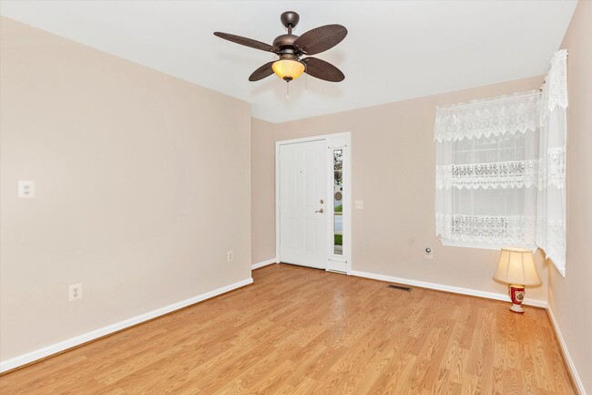 Building Photo - Wildwood Park Rental