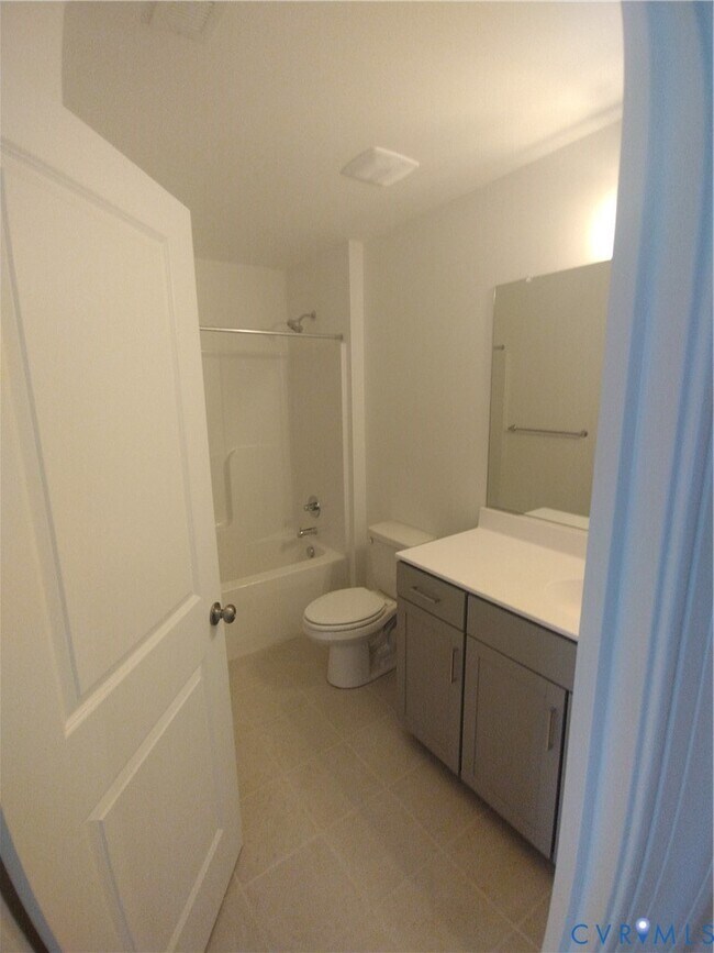 Building Photo - 409 Randolph Vw Dr