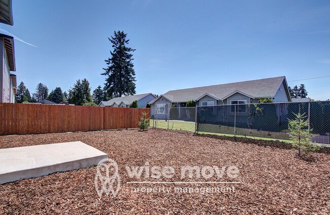 Building Photo - Garrison Square 3 bedroom- Brand New!