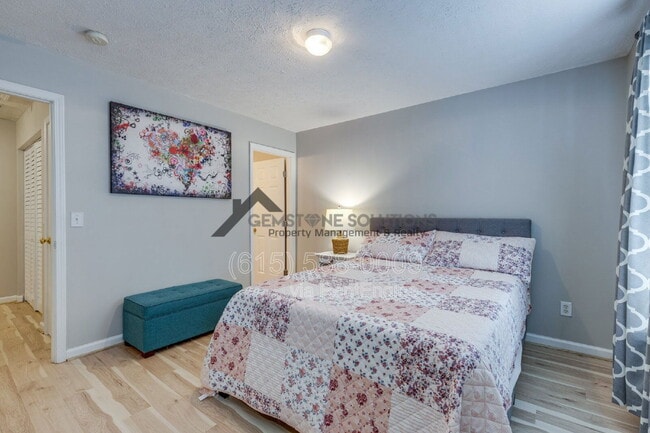 Building Photo - 668 Flintlock Ct