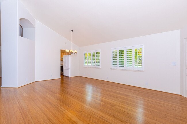 Building Photo - 95-289 Naaualii Pl