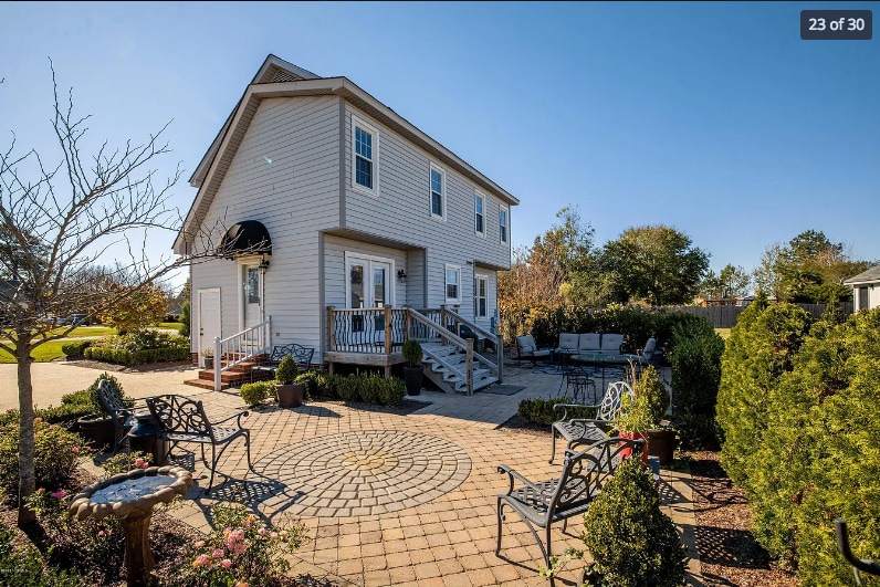 Building Photo - 966 Teakwood Dr