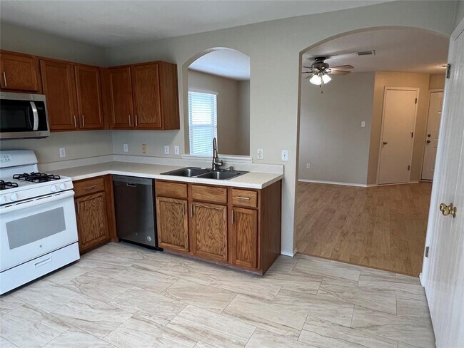 Building Photo - 112 Mason Reed Cove