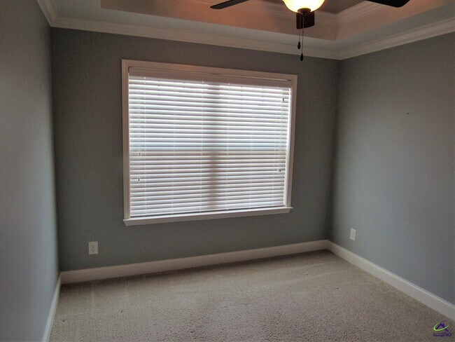 Building Photo - 110 Sandringham Ct