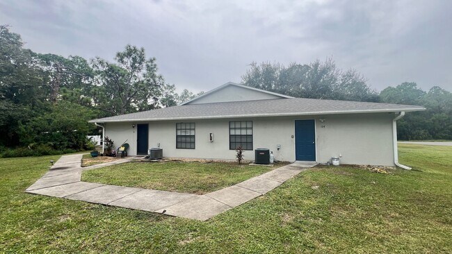 Building Photo - 2/2 Quiet and Cozy Palm Bay Unit AVAILABLE NOW! - $300 DISCOUNT AVAILABLE!