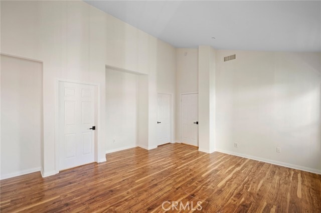 Building Photo - 415 E Dryden St