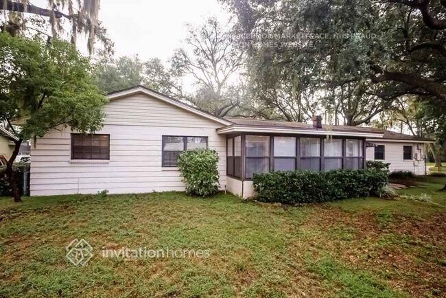 Building Photo - 506 E Hilda Dr