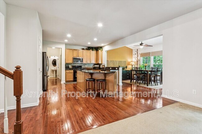 Building Photo - 3271 Newland Ct