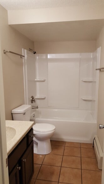 Bathroom - 2704 E Scenic Ct