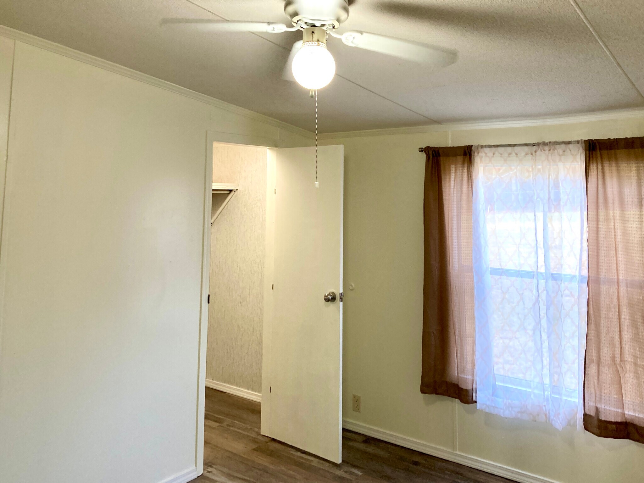 Bedroom #1 - 152 Valentine Rd NE