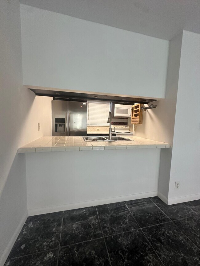 Building Photo - 3212 NW 103rd Terrace