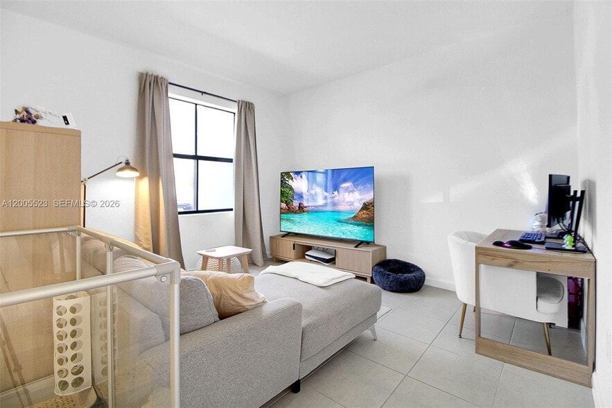 Building Photo - 12866 SW 232nd Ln