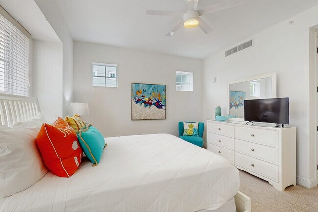 Building Photo - 383 Aruba Cir