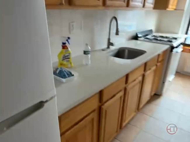 Building Photo - 1858 Archer St