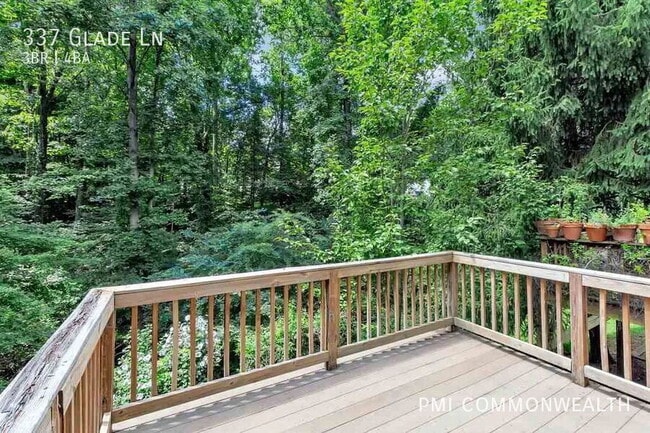 Building Photo - 337 Glade Ln