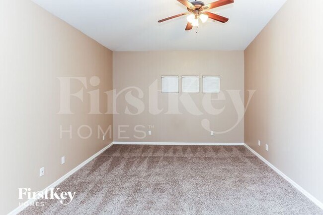 Building Photo - 3220 W La Madre Way