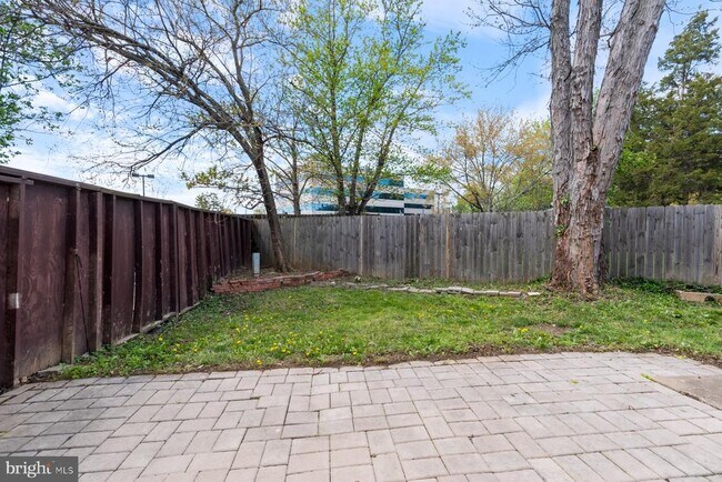 Building Photo - 759 Palmer Dr