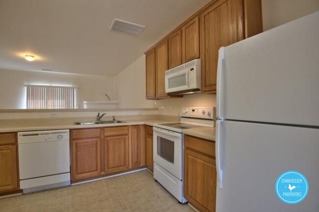 Building Photo - 1725 TW Alexander Dr