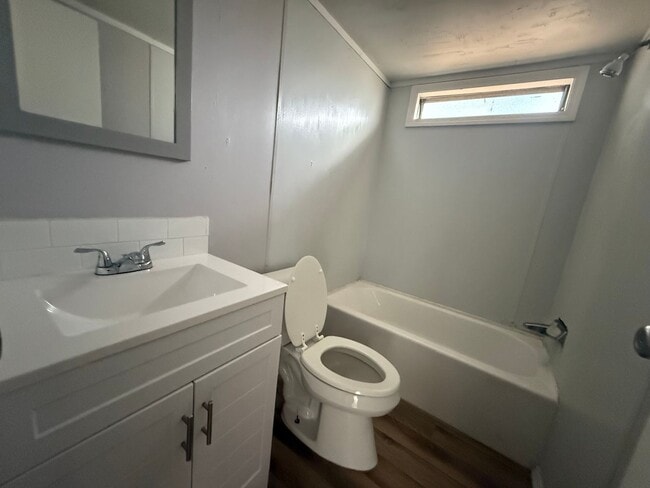 Building Photo - 3/2 Mobile Home