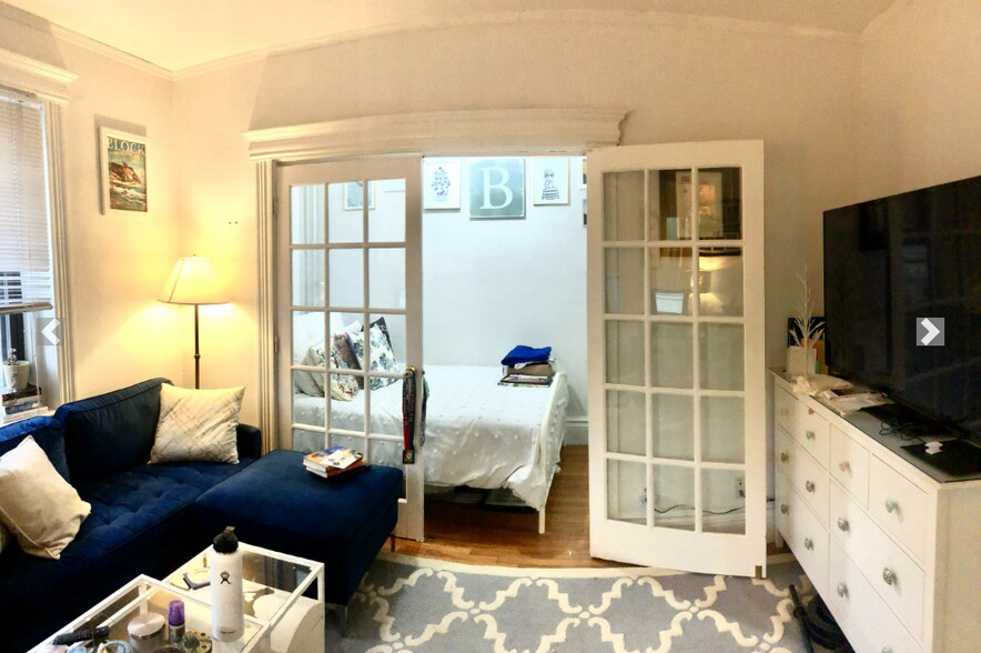 Building Photo - 1111 Boylston St