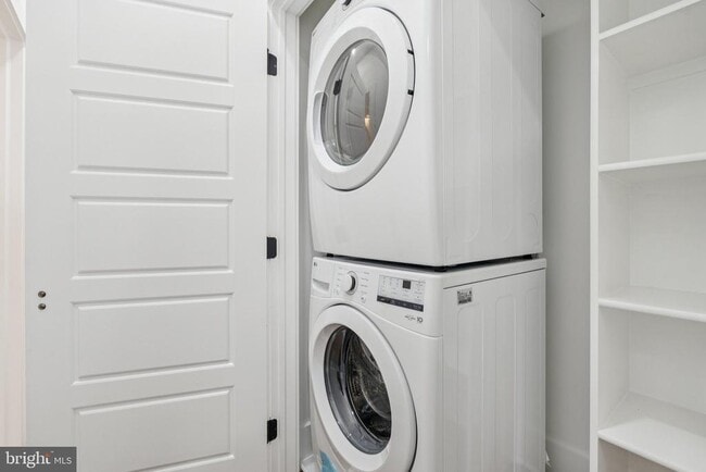 Building Photo - 1827 North Capitol St NE