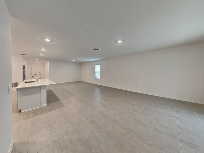 Building Photo - 4760 Yellow Elder Wy