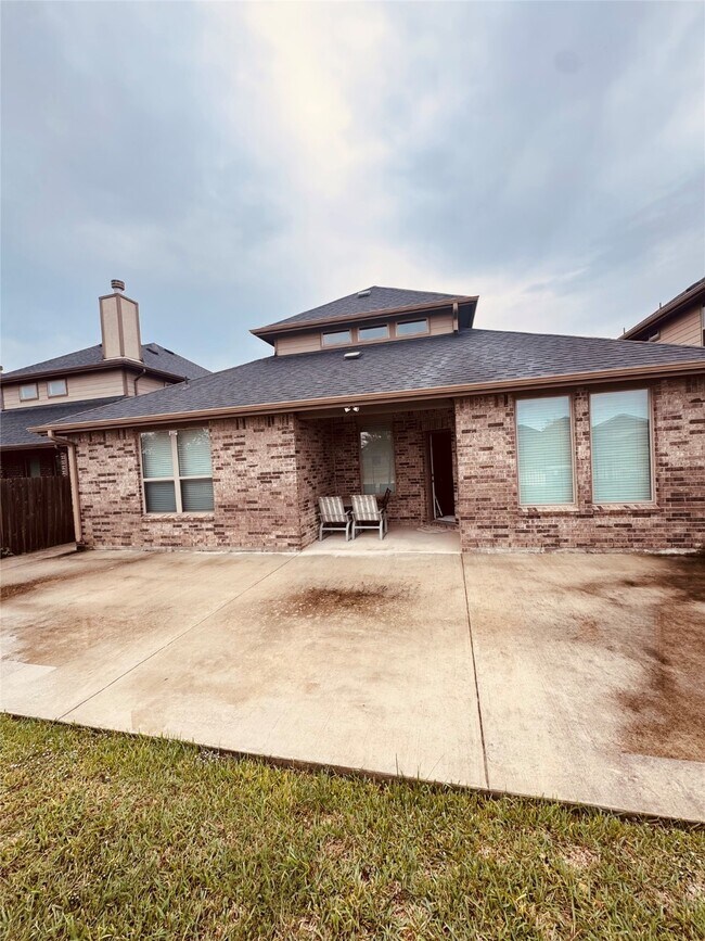 Building Photo - 28614 Hannahs Harbor Ln