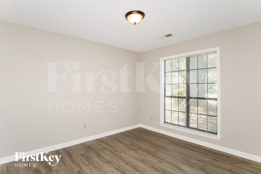 Building Photo - 6705 Boylston Dr